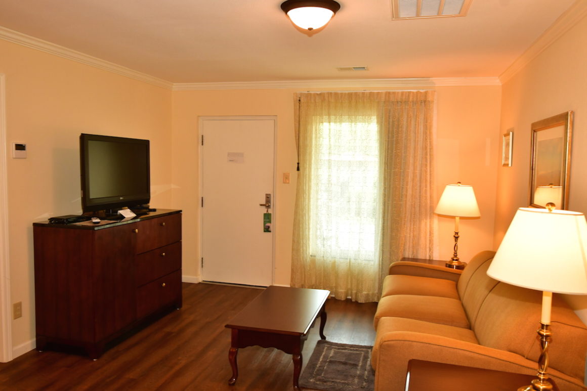2 bedroom suite at Townsend Gateway Inn