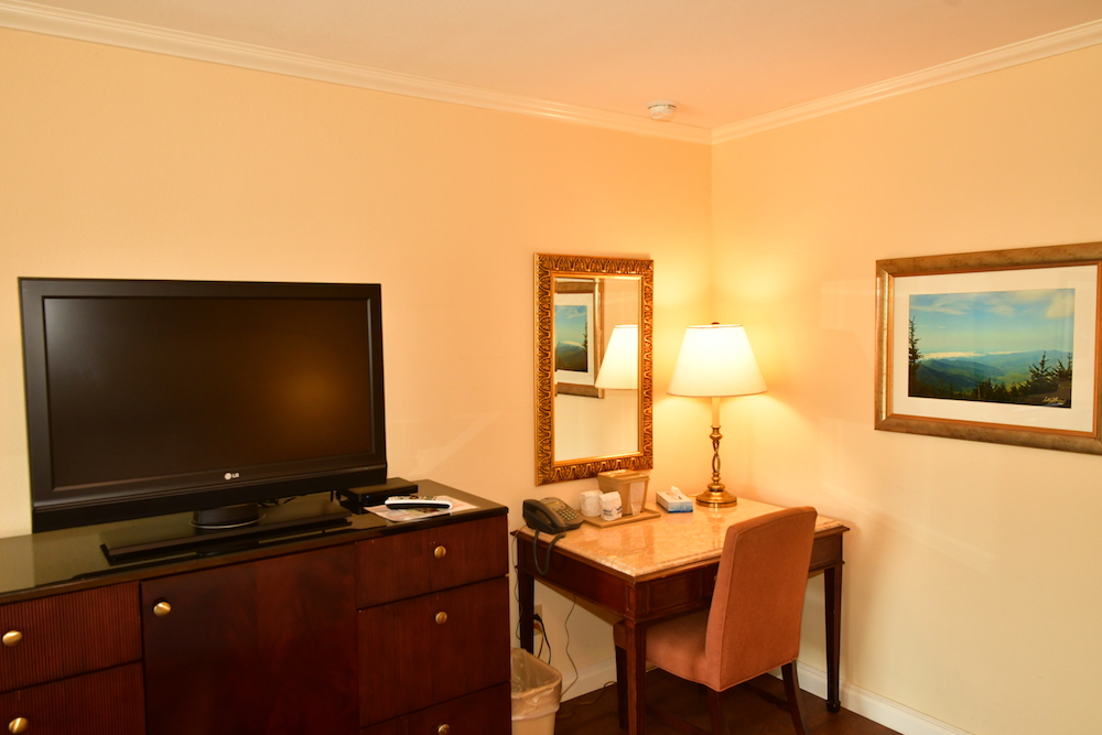 room at Townsend Gateway Inn